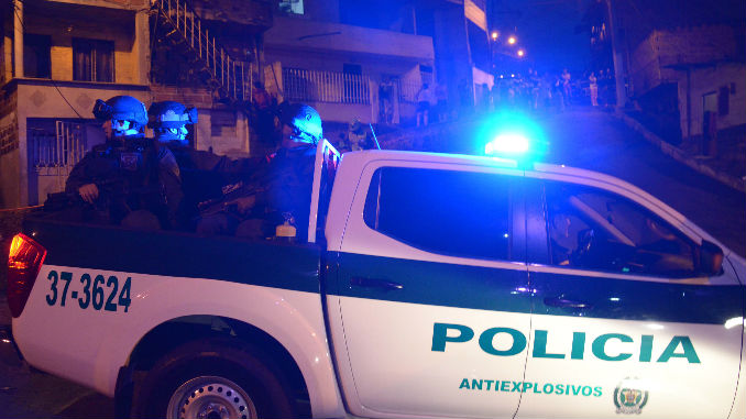 A esquema de seguridad de la UNP de un exFARC le hurtaron el armamento en el barrio Niquía de Bello 1 GOES_-policia_2