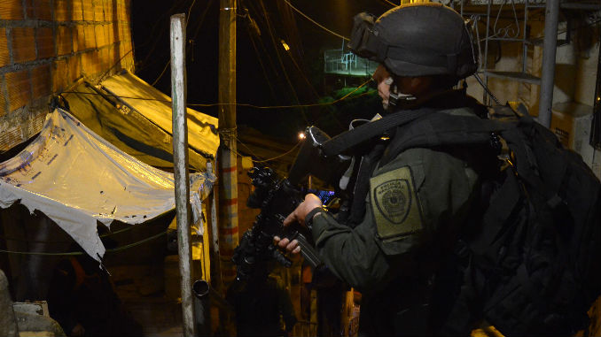 VIDEO y FOTOS: Así fue el operativo que logró desmantelar banda de Las Independencias en la Comuna 13 4 GOES_Policia