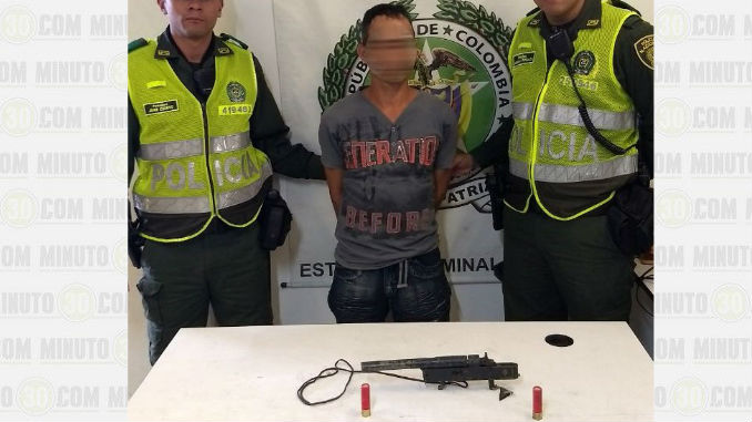 Capturado en la Terminal del Norte con un arma hechiza en su poder 1 Porte_Ilegal1
