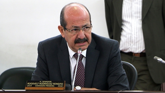 El senador Roosvelt Rodríguez