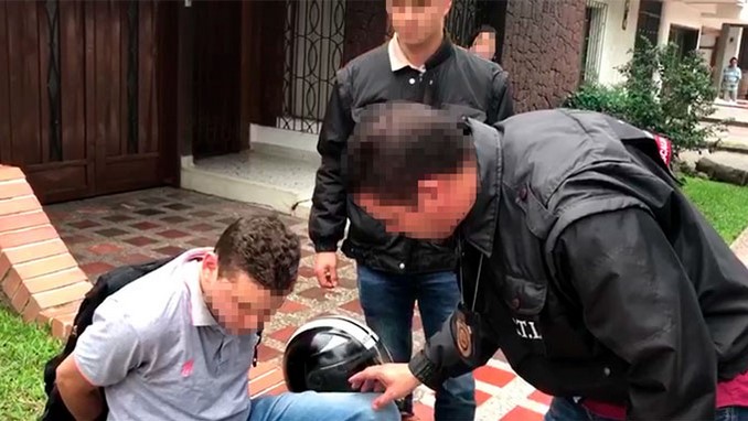 VIDEO: Lo aseguraron por presuntamente extorsionar a una viuda de 72 años a nombre del 'Clan del Golfo' 2 Captura de Juan Pablo Zea Jiménez,