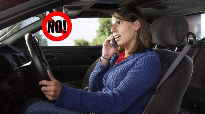 El papa se refirió a la falta de responsabilidad al usar el teléfono al conducir