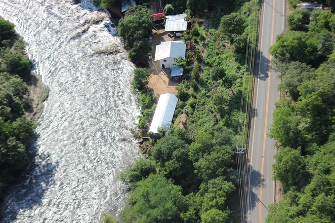 Fuerza Aérea sobrevuela las zonas en Tolima y Cundinamarca afectadas por deslizamientos y crecientes