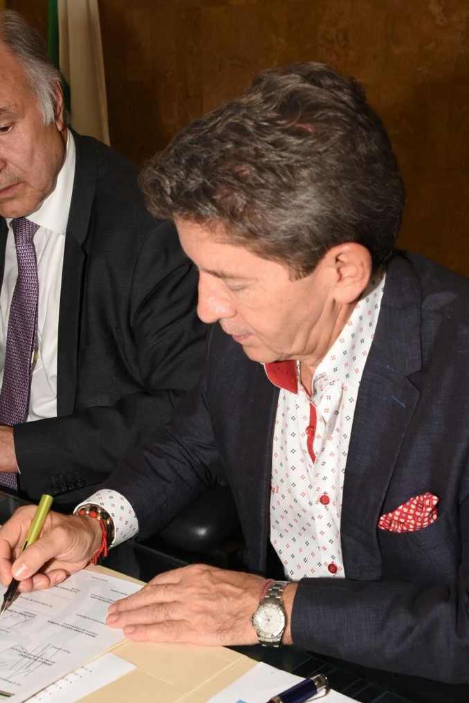 VIDEO: Se firmó el convenio para la constitución de la Colonia Penal Agrícola en Yarumal 2 Se firmó el convenio para la constitución de la Colonia Penal Agrícola en Yarumal