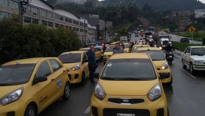 ¡Tenga en cuenta! Estos son los recorridos de los taxistas en Medellín este miércoles por manifestaciones