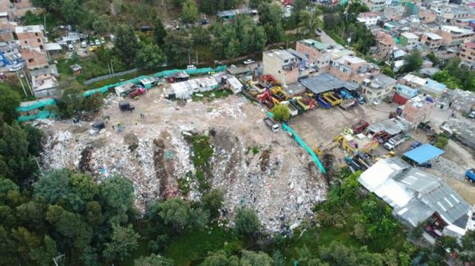 Dos capturados por utilizar un predio en Bogotá como depósito ilegal de escombros