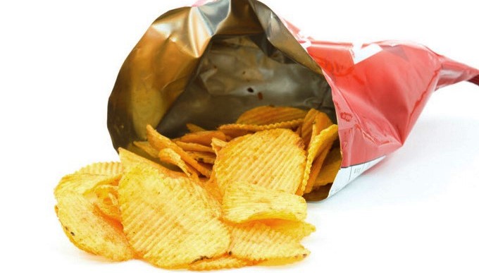 ¡Se acabó la polémica! Esta es la razón por las que las bolsas de papas están medio vacías