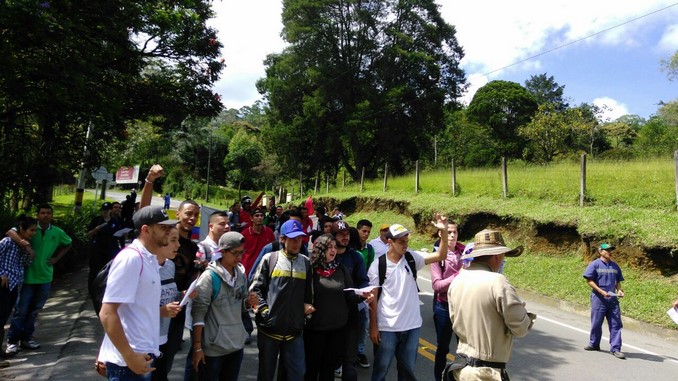 Aprendices y funcionarios del SENA La Salada protestaron por la salida de María Andrea Nieto