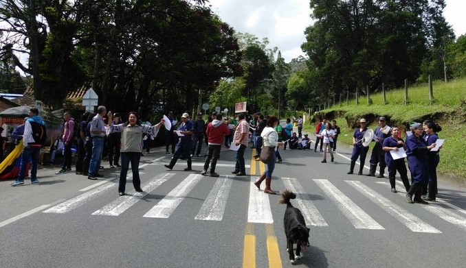 Aprendices y funcionarios del SENA La Salada protestaron por la salida de María Andrea Nieto