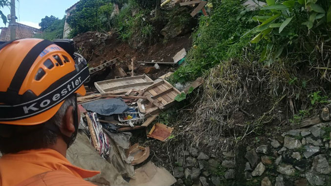 Derrumbe_Manrique_Jardin_3