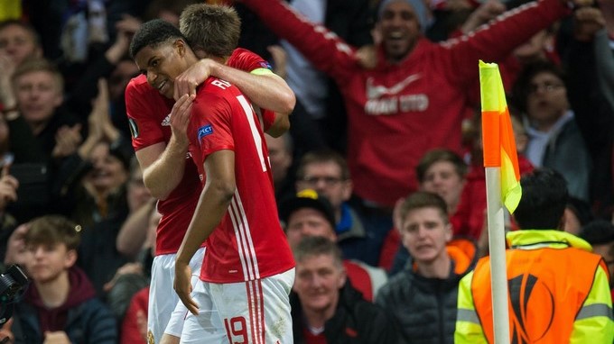 El United cumplió y se clasificó primero de su grupo