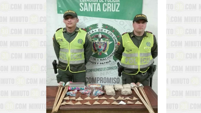 FOTOS: 382 kilos en el área metropolitana y 300 en El Santuario, pólvora incautada por la Policía 4 Polvora_Incautada_Santa_Cruz