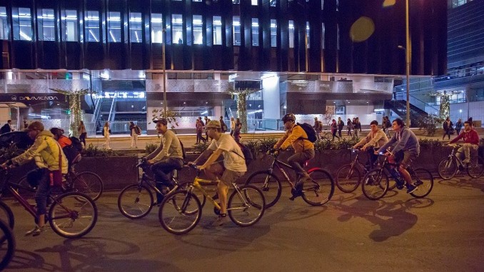 ciclovía nocturna Bogotá