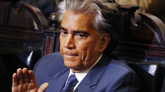 En la imagen, el cantante venezolano José Luis Rodríguez, conocido como "El Puma". EFE/Archivo