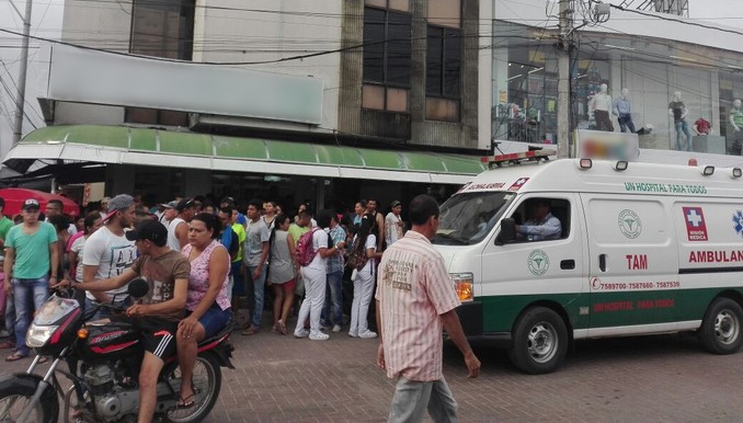 Estampida en almacén de Sahagún dejó 13 personas heridas
