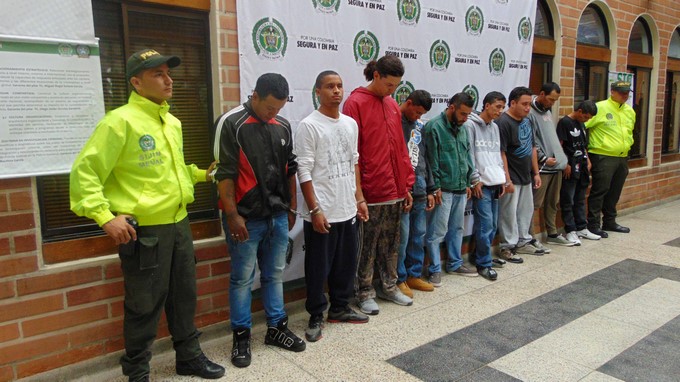 En fotos y video: Capturados 10 presuntos integrantes de la banda 'San Antonio' que delinque en Envigado 3 grupo delincuencial san antonio 5 Copiar