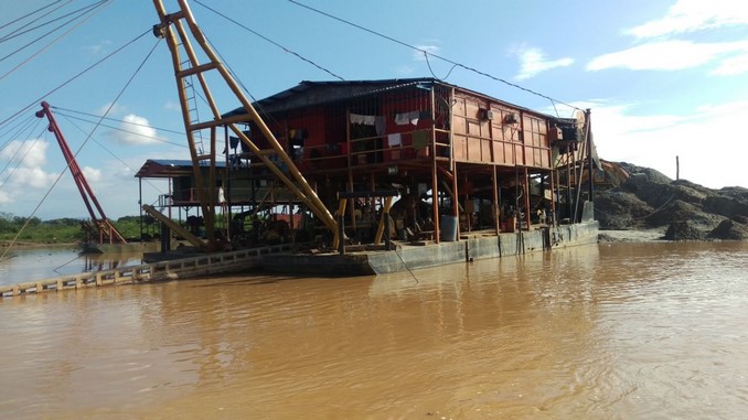 Treinta y dos personas aceptaron cargos por minería ilegal en El Bagre