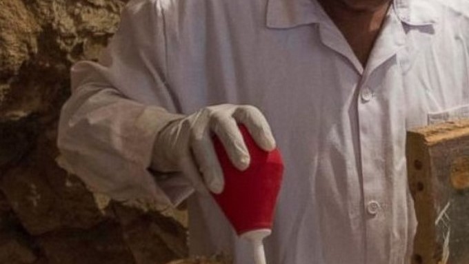 EN FOTOS: Arqueólogos encontraron una momia y dos tumbas