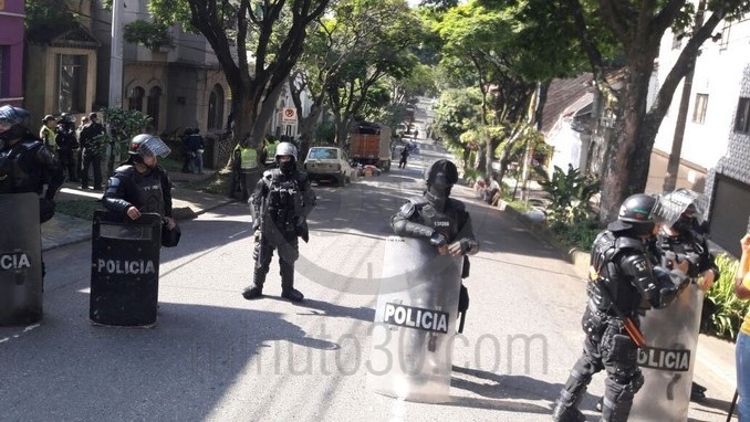 FOTOS: Tensión en Prado Centro por desalojo de centro cultural