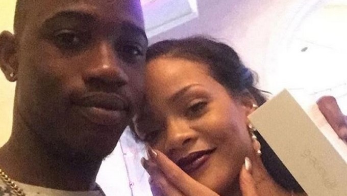 Rihanna y su fallecido primo/ Tomada de Instagram: @badgalriri