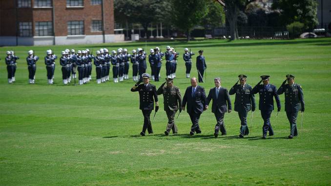 Presidente Santos le dio la bienvenida a los nuevos comandantes de las Fuerzas Militares