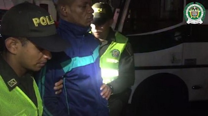 FOTOS: Alias "Tanoy", presunto jefe de sicarios de "los rastrojos", capturado en el centro de Medellín 3 tanoy2 Copiar