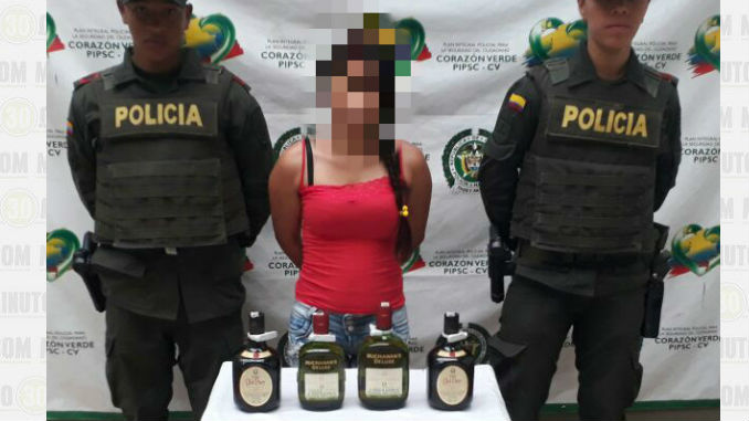 Ingresó a un centro comercial en Apartadó y hurtó cuatro botellas de