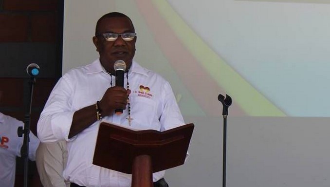 Alcalde-de-Cáceres-José-Mercedes-Berrío-rindió-cuentas-a-la-comunidad-2-Copiar