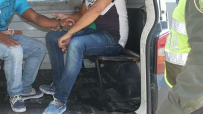 Atracaron una bodega en el barrio Antioquia y fueron capturados 1 Capturados_10