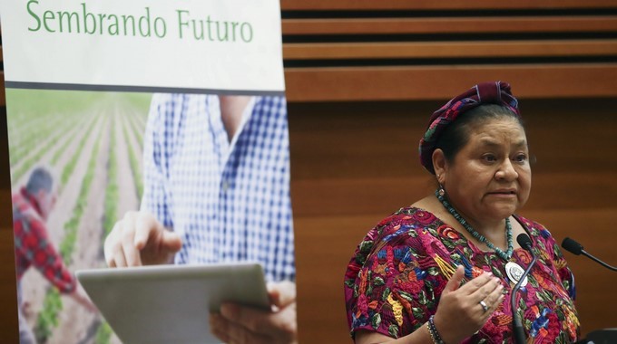 La líder indígena guatemalteca y Premio Nobel de la Paz, Rigoberta Menchu, durante su participación en un encuentro. EFEArchivo