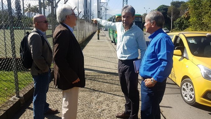 Visita-Gerente-Metro-politecnico-jaime-isaza