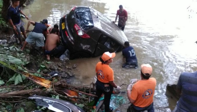 Continúan las labores para hallar a la persona desaparecida tras accidente en Tarazá