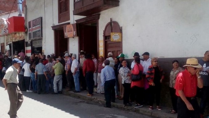 Personería reitera llamado para que se reubique la sede donde cobran la mesada los pensionados de La Ceja