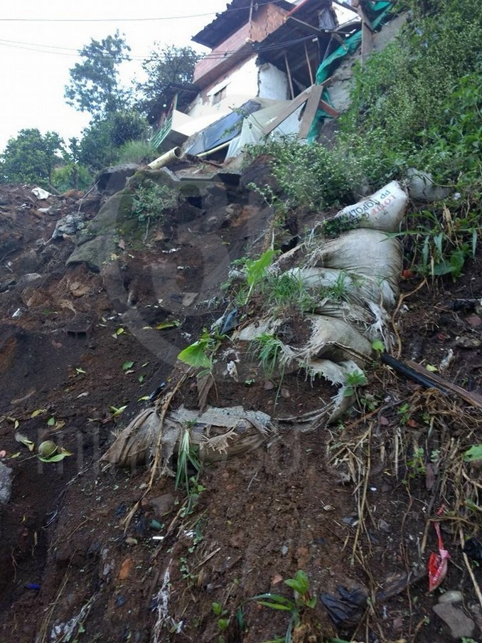 deslizamientos-manrique-jardin-4