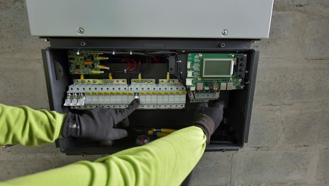 Con energía fotovoltaica el Parque Comercial El Tesoro se compromete con el medio ambiente