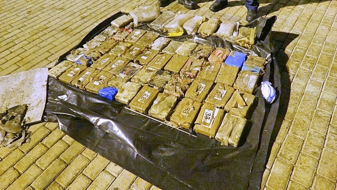 Las autoridades incautaron marihuana y cocaína en aguas de San Andrés