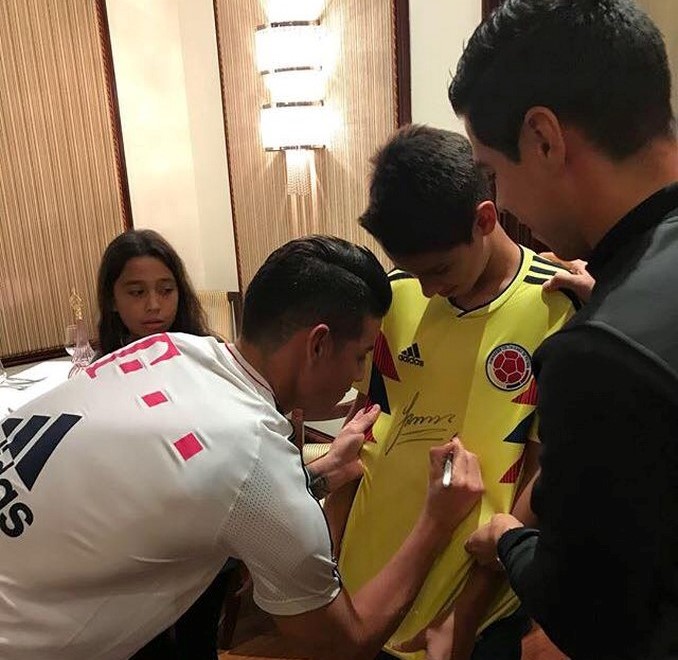 James Rodríguez tuvo una visita "Poderosa" en Catar 3 james rodriguez mauricio molina