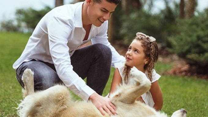 James Rodríguez junto a su hija Salomé/ Tomada de Instagram: @jamesrodriguez10