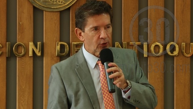 Luis Pérez exige a EPM cronograma de actividades para superar crisis en Hidroituango