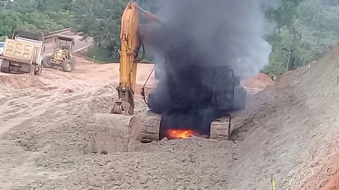 Así quedaron las máquinas del proyecto Conexión Norte que fueron incineradas en Zaragoza