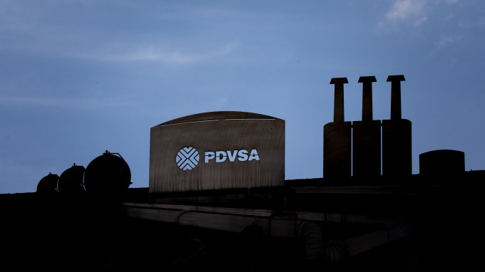 Golpe a Maduro: Estados Unidos sanciona a la compañía petrolera Pdvsa 2 pdvsa