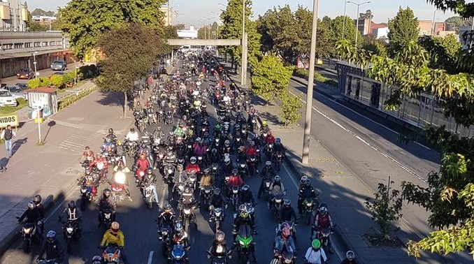 Plan tortuga motociclistas Bogotá