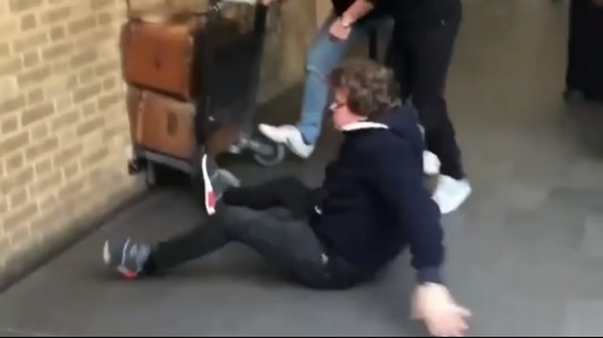 Captura tomada de Youtube: louis rascasse