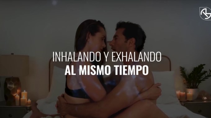 EN VIDEO: Sexo tántrico para dummies ¡No te lo pierdas!