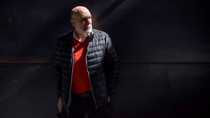 Los límites son antiartísticos, dice Guillermo Arriaga