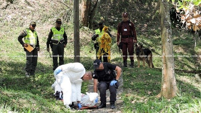 Hombre_Suspendido_Cerro_Nutibara_10