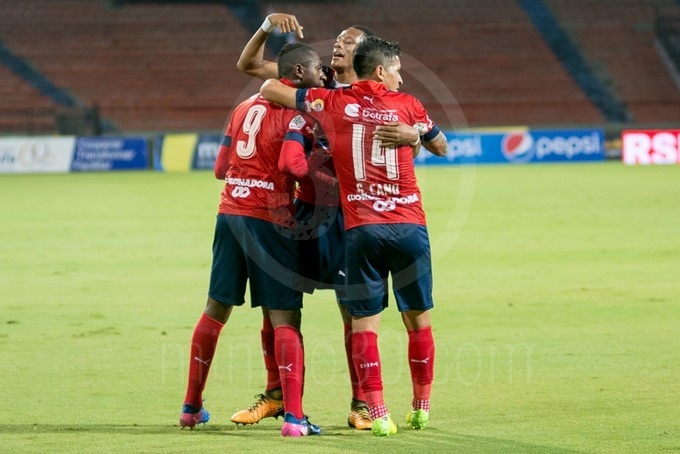 FOTOS: Debut soñado del DIM en la Liga Águila I-2018 18 Medell%C3%ADn y Tolima 16