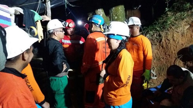 Con vida rescataron a los siete mineros en Remedios
