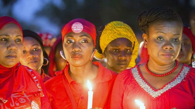 ¡Volvió a pasar!  Boko Haram se llevó una centena de niñas de un colegio en Nigeria