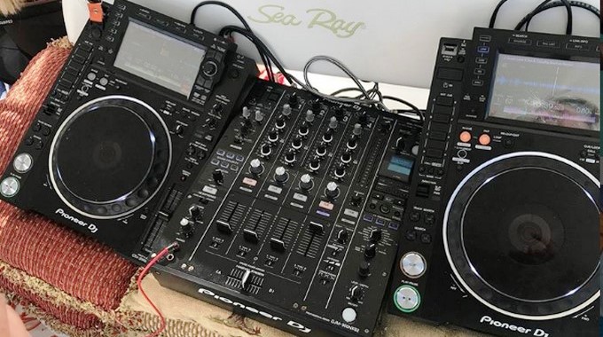 Consola/ Captura tomada de Instagram: @djmrzamora